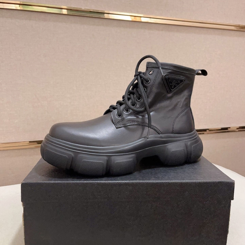 Pra*a boots